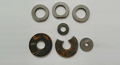 材質(zhì)硬度穩(wěn)定不達(dá)標(biāo)，沖壓加工時(shí)易變形。